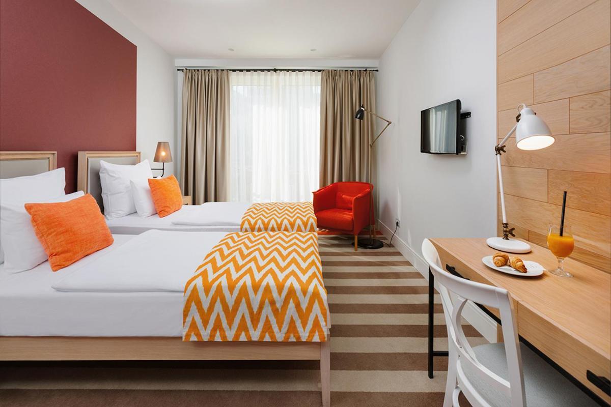 Amalie Bed And Breakfast & Apartments Одензе Екстериор снимка