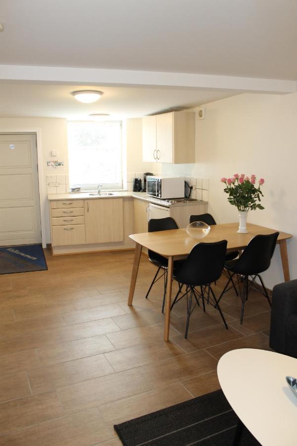 Amalie Bed And Breakfast & Apartments Одензе Екстериор снимка