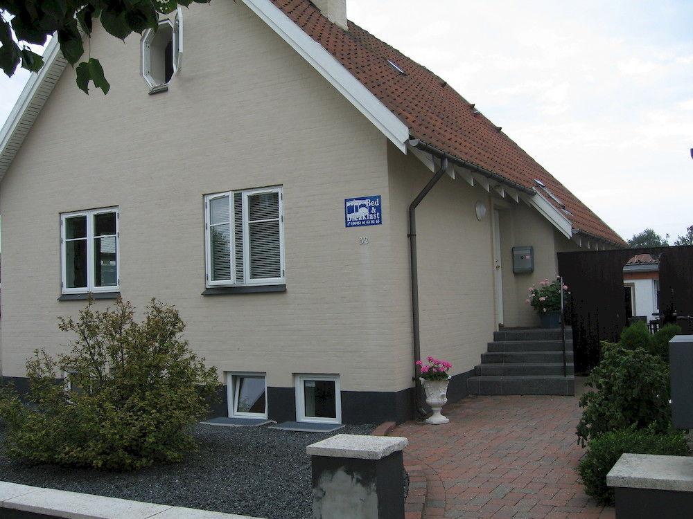 Amalie Bed And Breakfast & Apartments Одензе Екстериор снимка